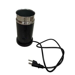 Nespresso Aeroccino 3 Milk Frother Black Electric Hot Cold Foam 3594 No Lid